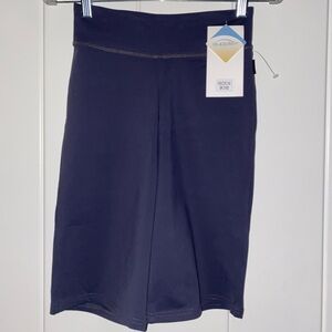 Kos Bermuda Mid Rise‎ Wide Leg Short Women M Blue Athleisure Gym Workout  NWT